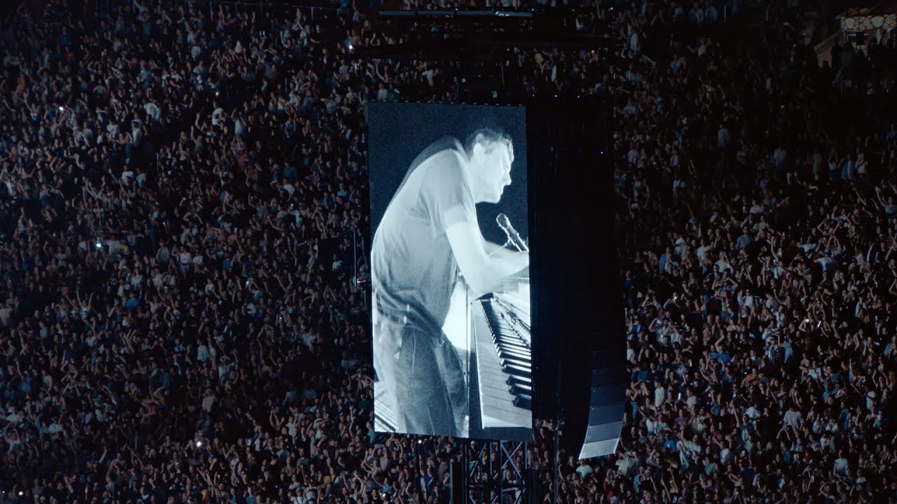 Fred again.. & Romy - Strong (Coliseum, 14th June 2024)