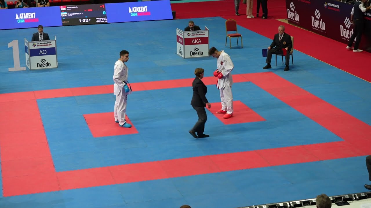 2022 Konya // Junior Kumite Male -76 kg: AYDEMIR SULEYMAN (TUR) vs ZHAVZHAROV ILLIA (UKR)