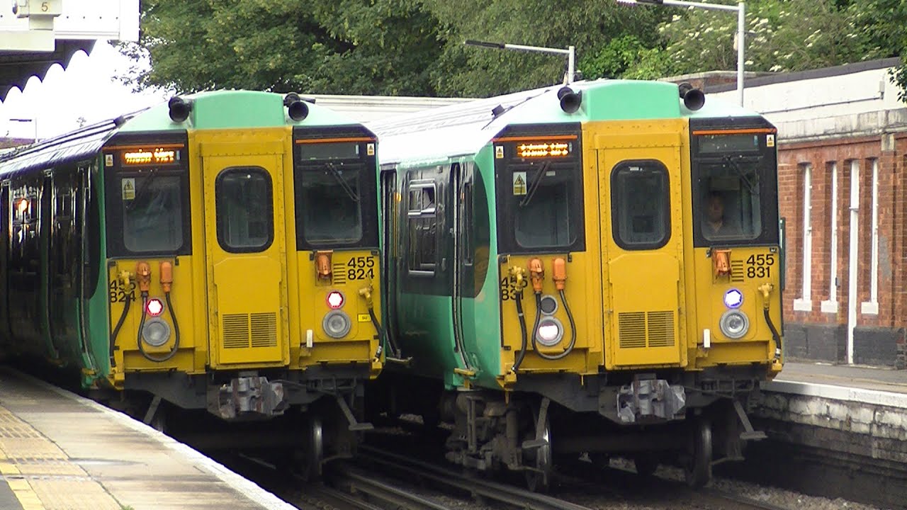 Trains at Norbury