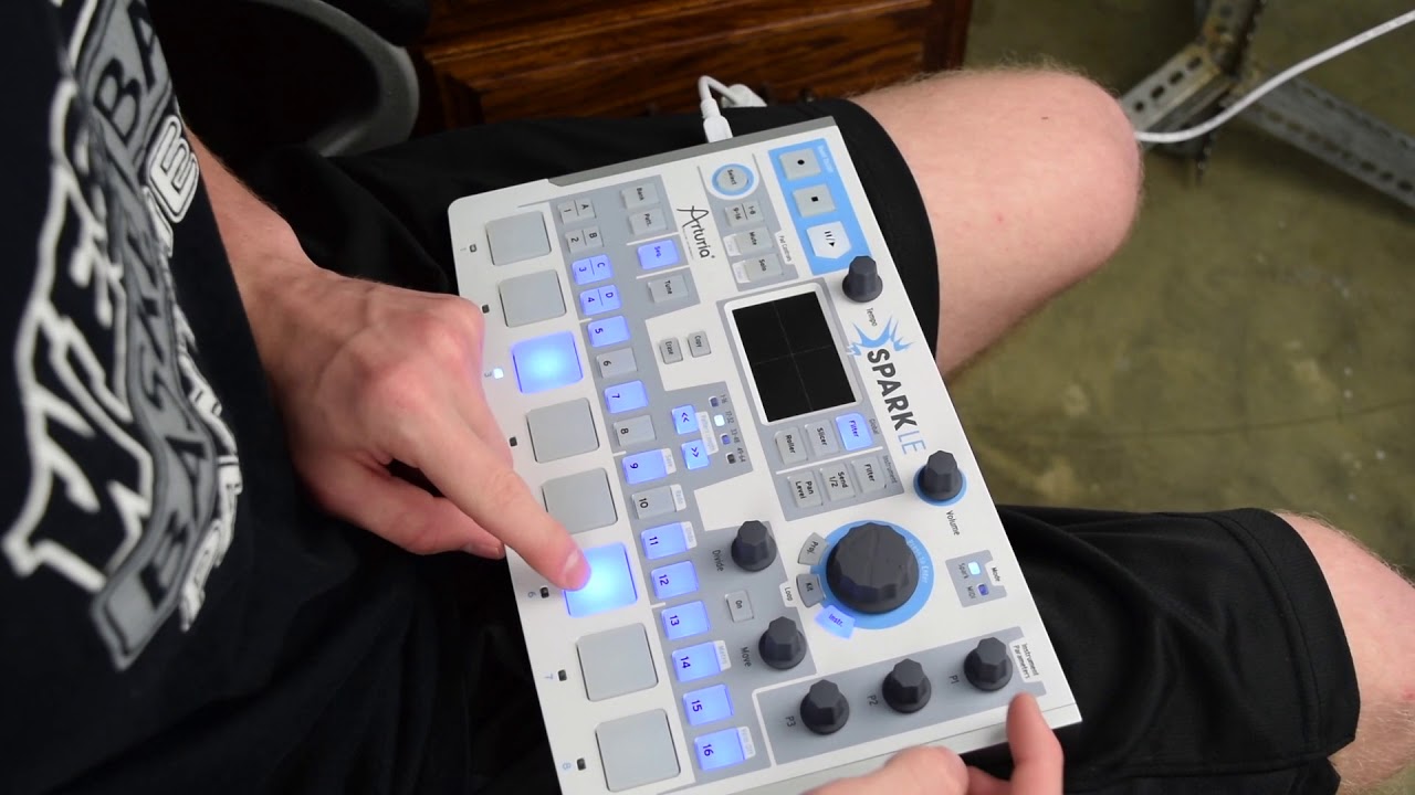 Arturia SparkLE Unboxing and First Impressions