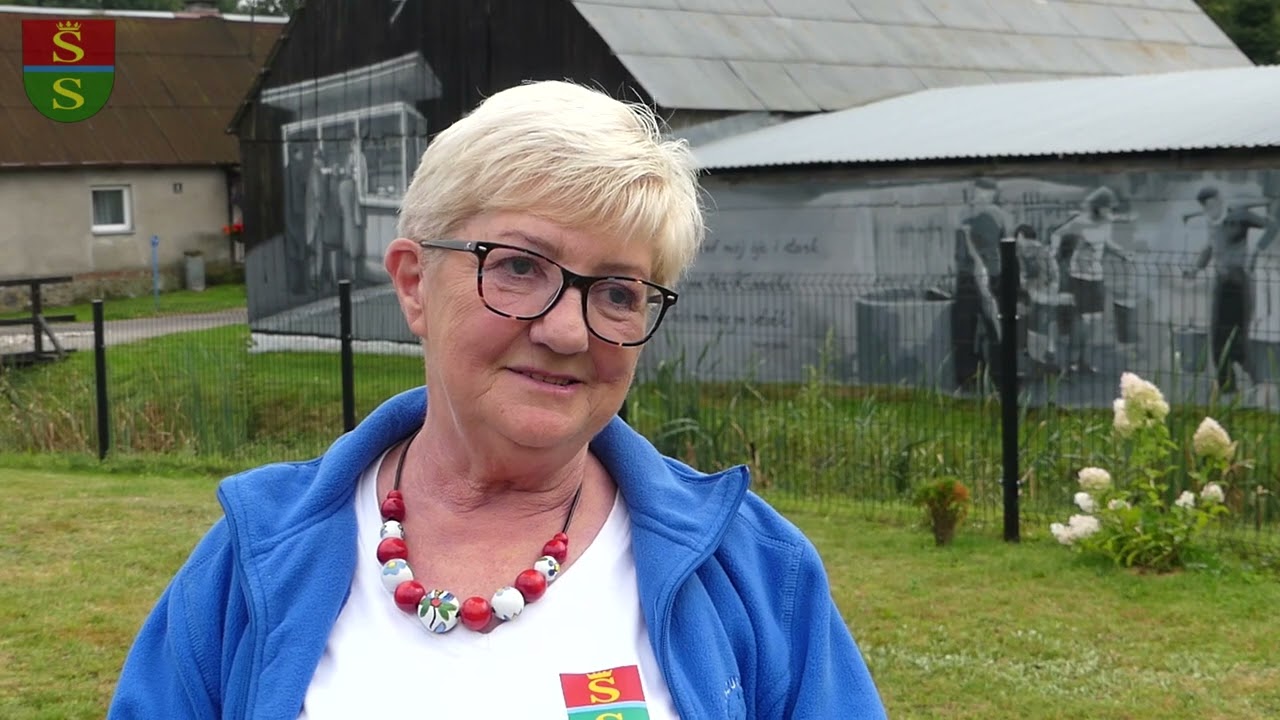Kamienica Szlachecka - element historii wsi uwieczniony na muralu