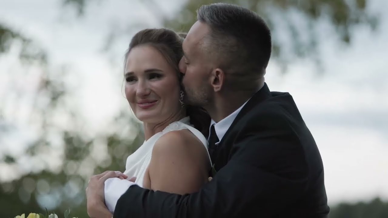 Ellie + Dan | The Lake Estate on Winnisquam Tilton, NH