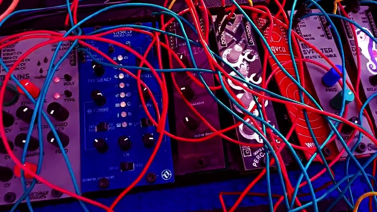 The Coildron: Techno with Ae modular and Roland T-8