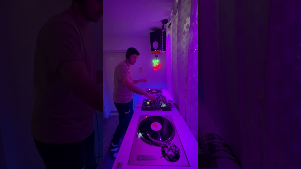 RawVinyl -Vinyl raw ! ;)