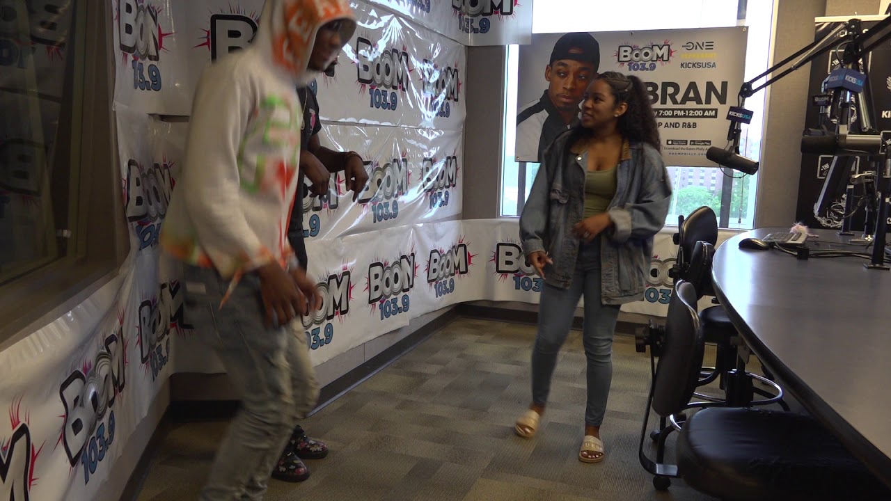 SIM SANTANA TRIES To Teach Boom 103.9 How To Do His Viral Dance 