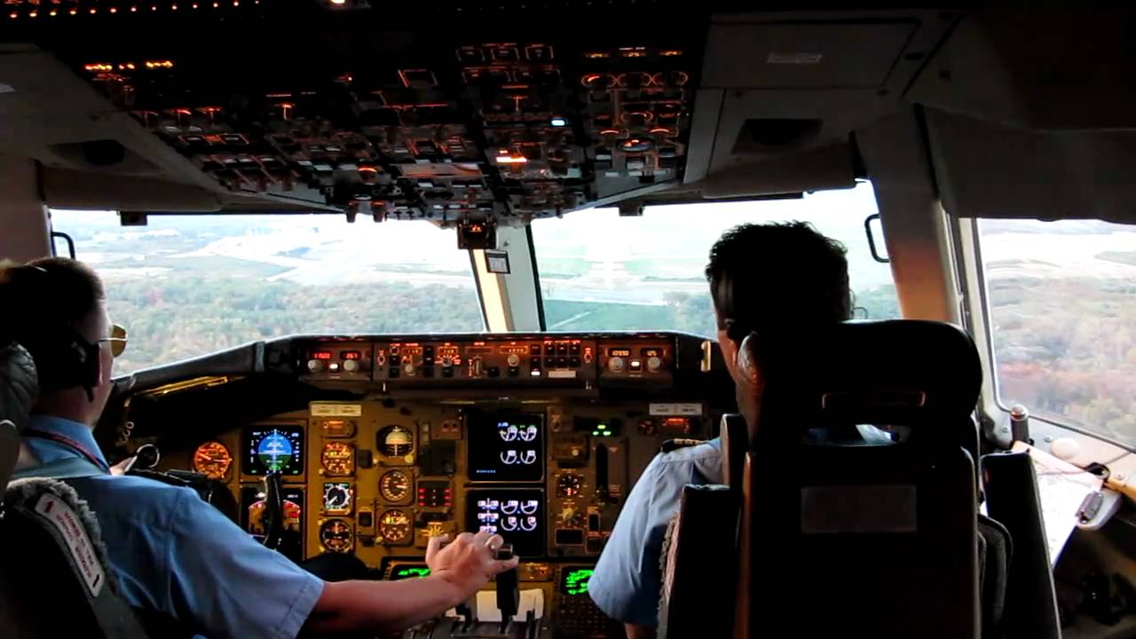 B767 landing, ILS35L MXP, Milan