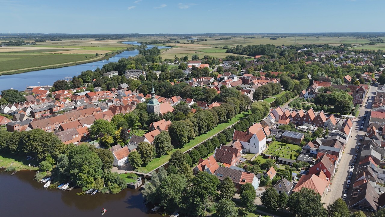 Von Friedrichstadt zum Eider-Sperrwerk Nordsee