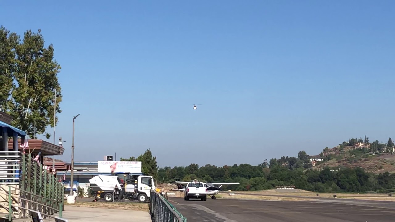Los Angeles la county sheriffs department helicopter n953la landing