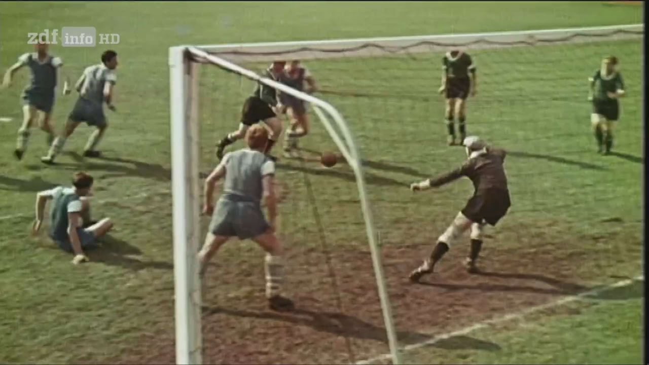 [Doku] ZDF-History - Die sieben Geheimnisse des deutschen Fu&szlig;balls [HD]
