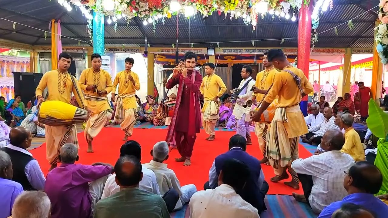 দুপুরের আসরে কীর্তন শুনে ভক্তদের কান্নার ঢল,,,সোনার গৌর সম্প্রদায়, লালমনিরহাট।মাষ্টার:বিরেন দাশ।
