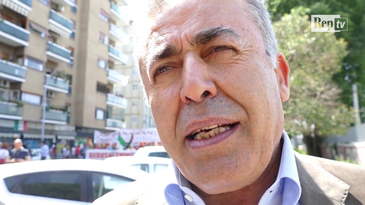 25 Aprile, tra i palestinesi in corteo: 