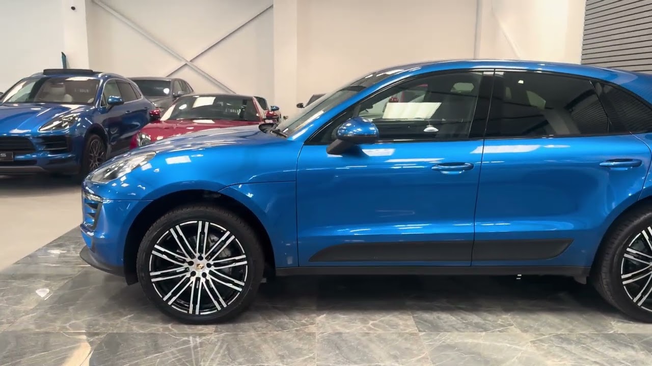 2015 PORSCHE MACAN DIESEL BLUE SAPPHIRE
