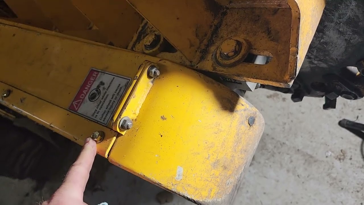 Часть 3. Замена подшипника измельчителя пней JP Carlton SP 7015. Краткое описание.