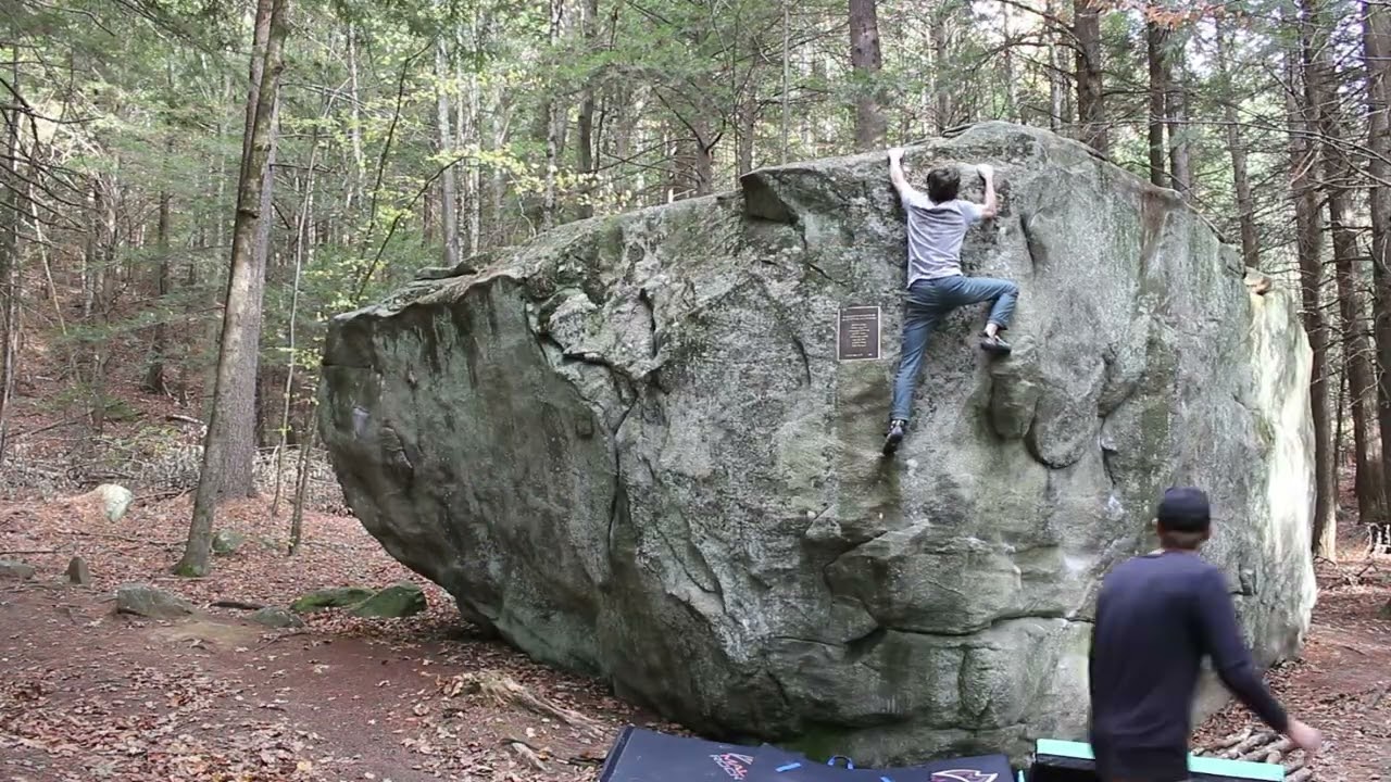 A Good Day at Revolutionary War Boulders - Oct 2025