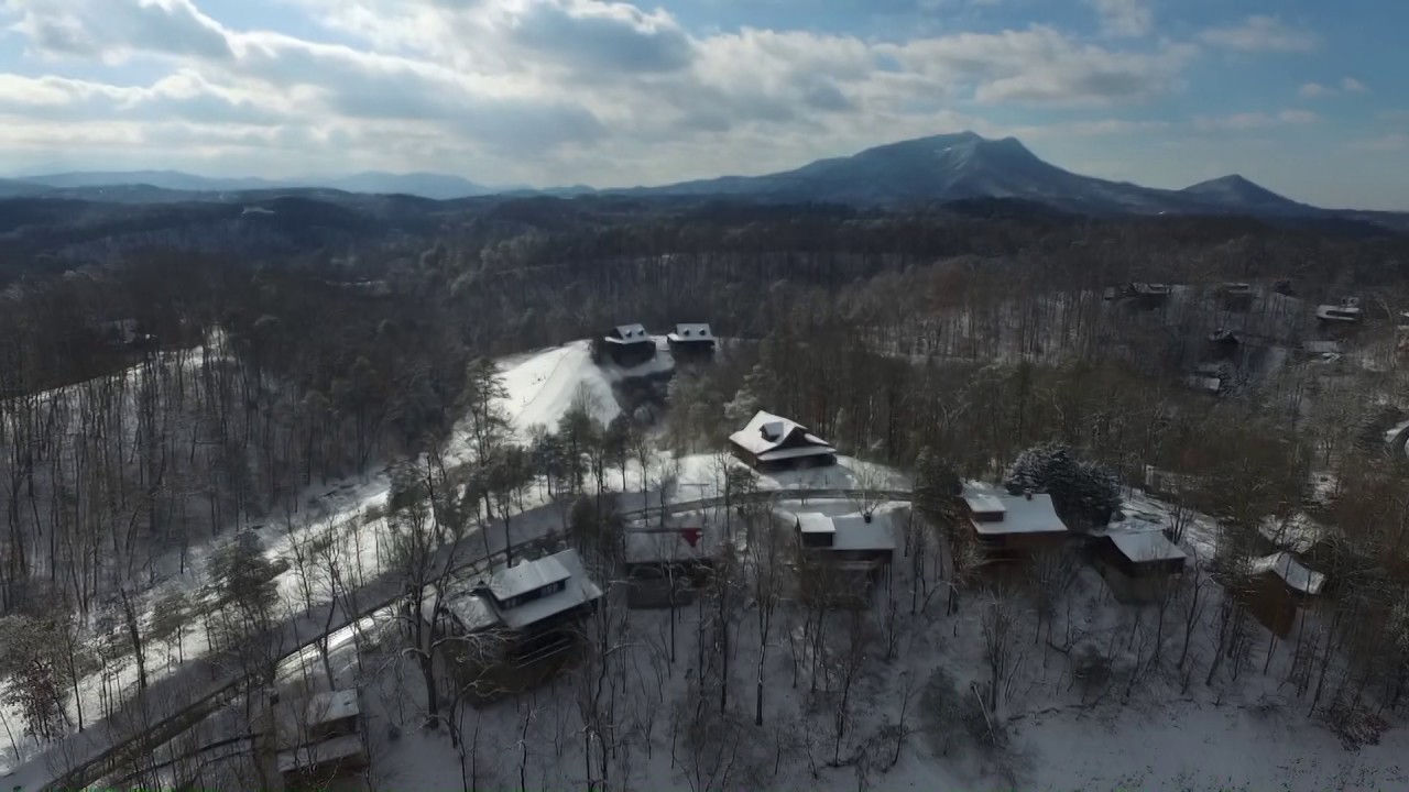 Winter Wonderland at Hidden Mountain Resort, Sevierville, TN