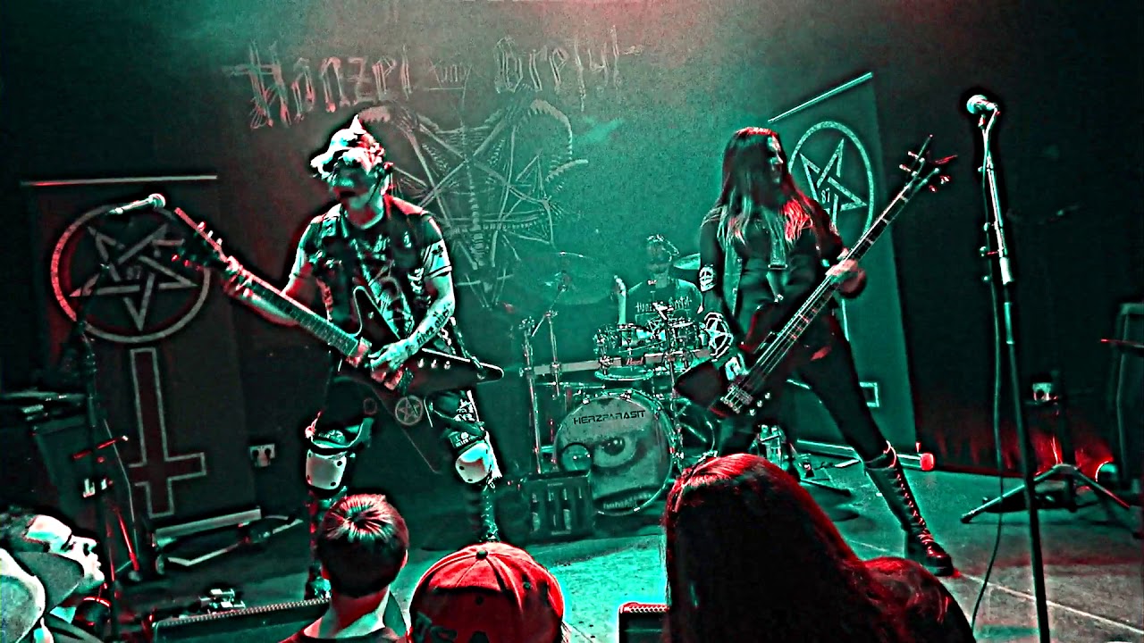 Hanzel und Gretyl   ☠ a part from live concert at  Backstage Munich - Bavaria 2017