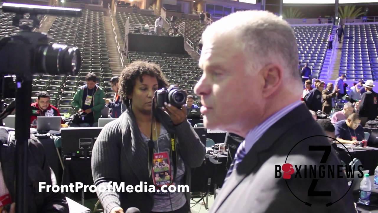 HBO's Jim Lampley GETS EMOTIONAL telling a story about Muhammad Ali