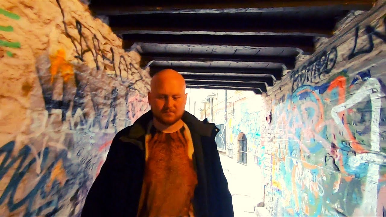 You WON'T BELIEVE what I found down this ALLEY!