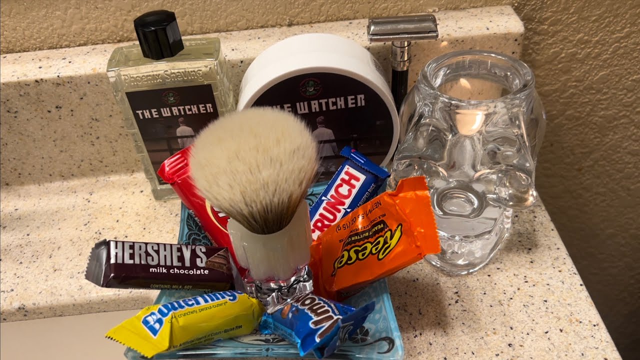 Halloween Shave 2023 - The Watcher Soap & Aftershave, Cyclotrode X Brush, Gillette Black Beauty.