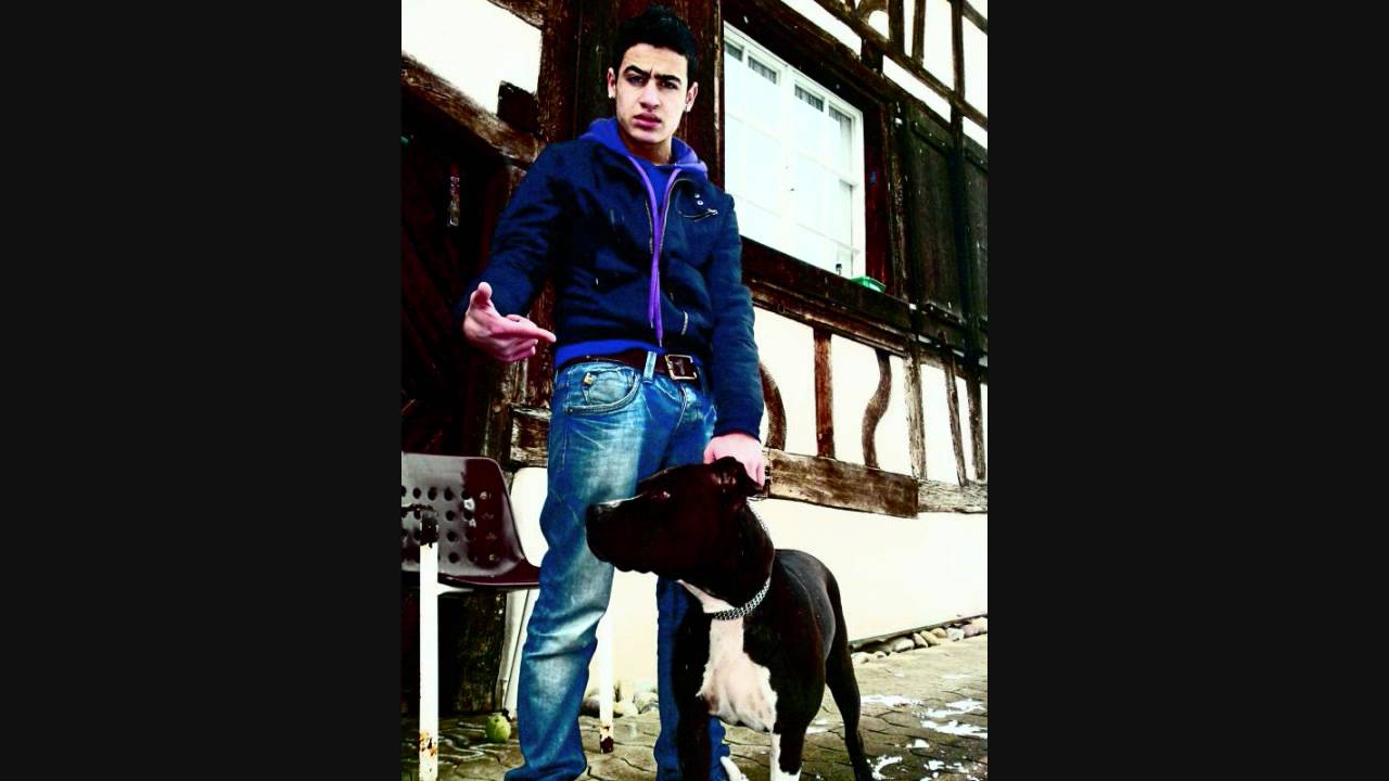 True-Step - Gangster-Paradies   feat.Johnny Pepp