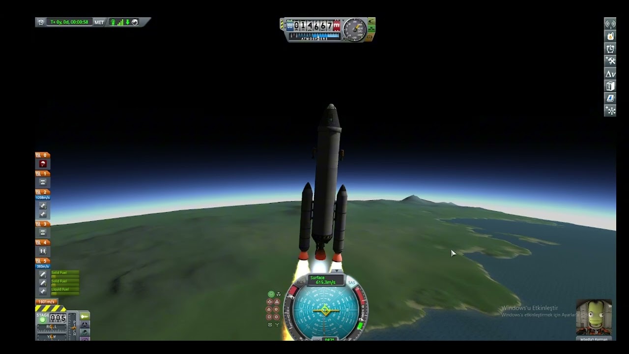Kerbal Space Program / Making a Rocket!