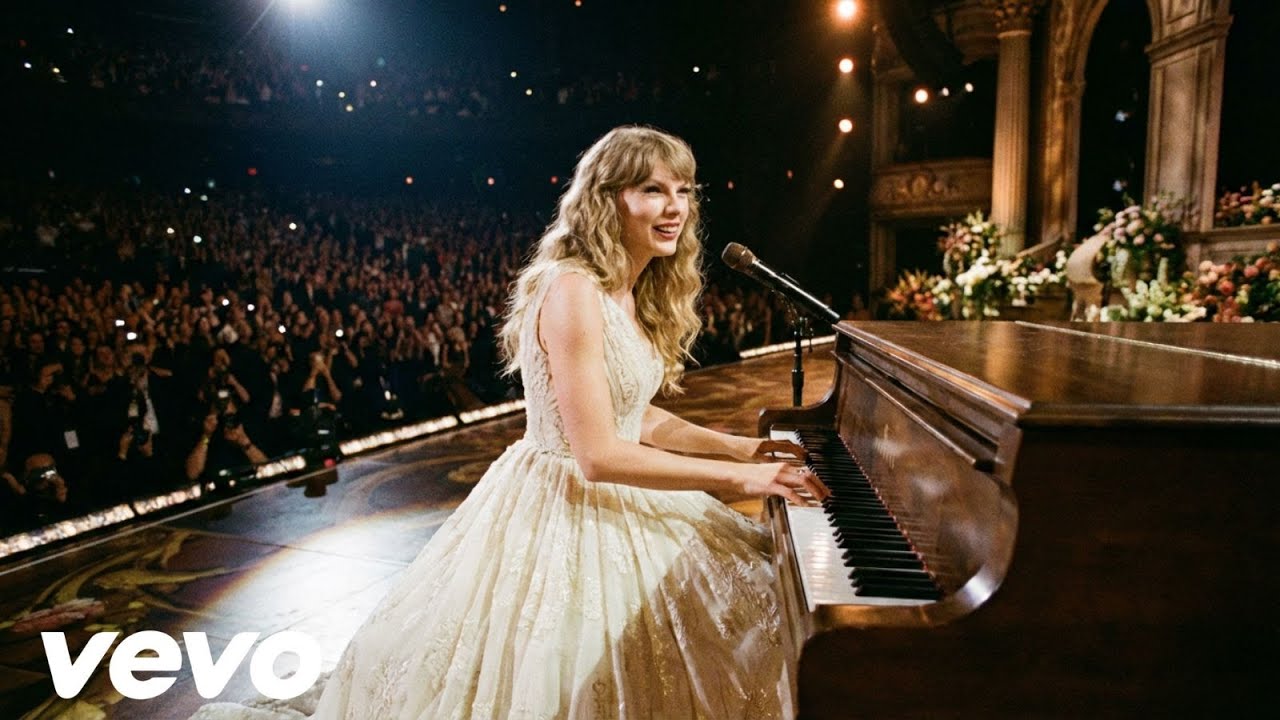 Taylor Swift – Soft Sad Songs | Quiet Heartbreak & Late Night Feelings