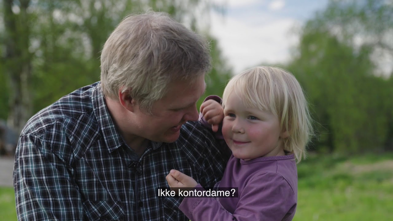Beitesesongen 2020 p&aring; Landet g&aring;rd. Episode 1 Lamming