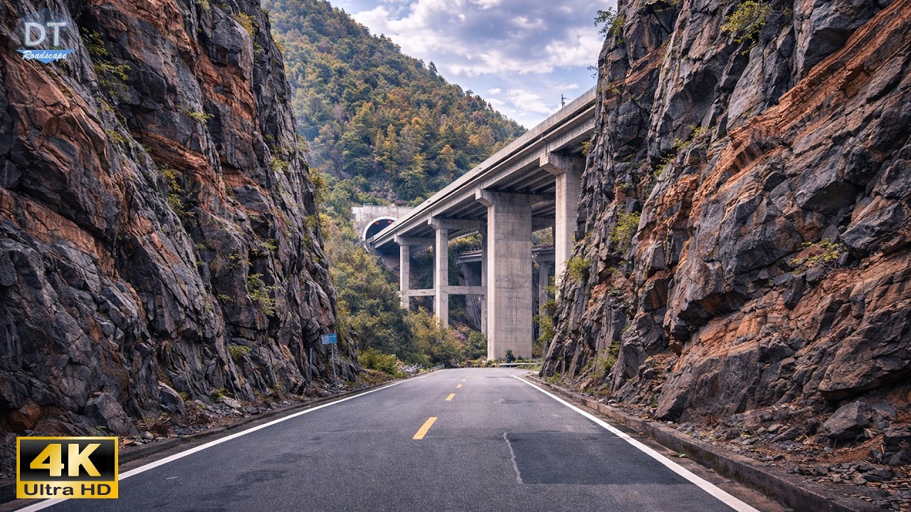 Driving the Xin'an River Valley 4K HDR – One of China’s Most Beautiful River Roads
