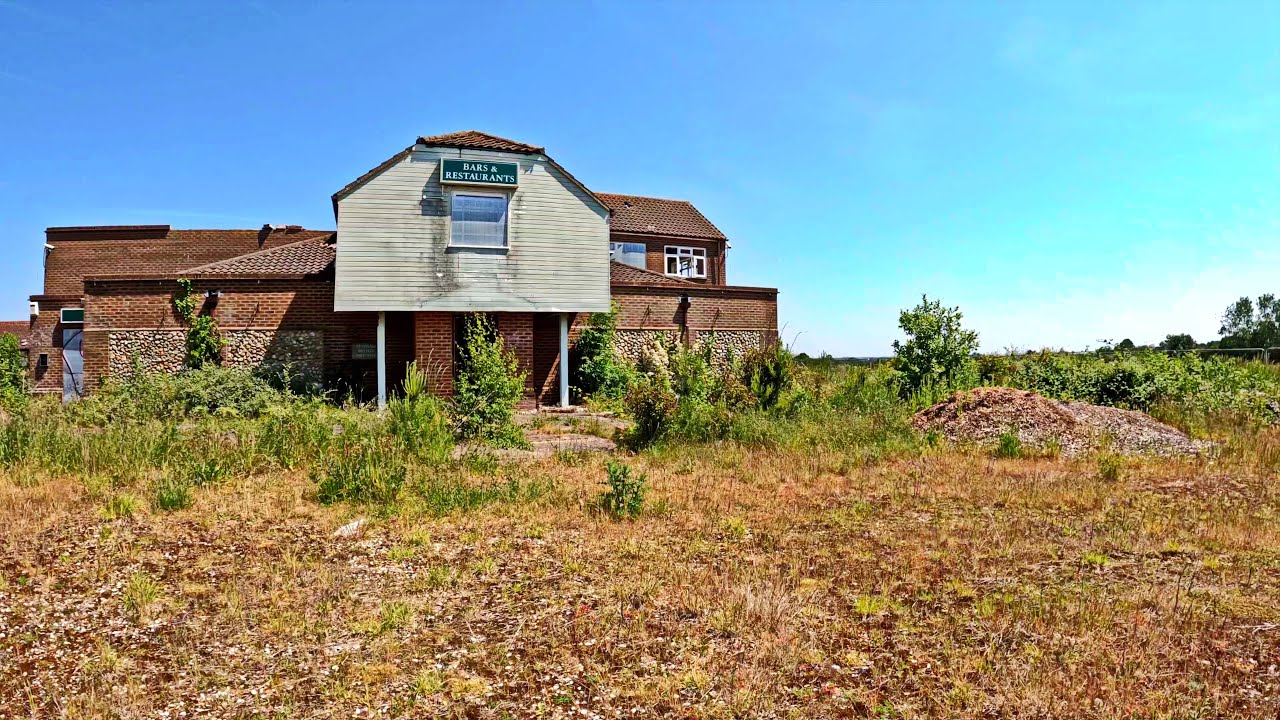 Abandoned Norwich, The Haunted Lodge Hotel Restaurant, Aylsham, Norwich England UK