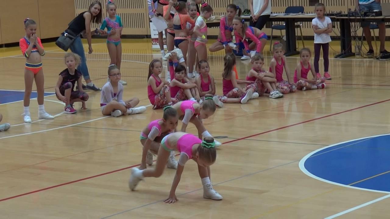 Aerobik klub Zlín, závěrečná přehlídka 9. 6. 2016