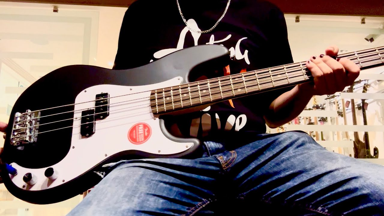 NEW SQUIER DEBUT SERIES PRECISION BASS