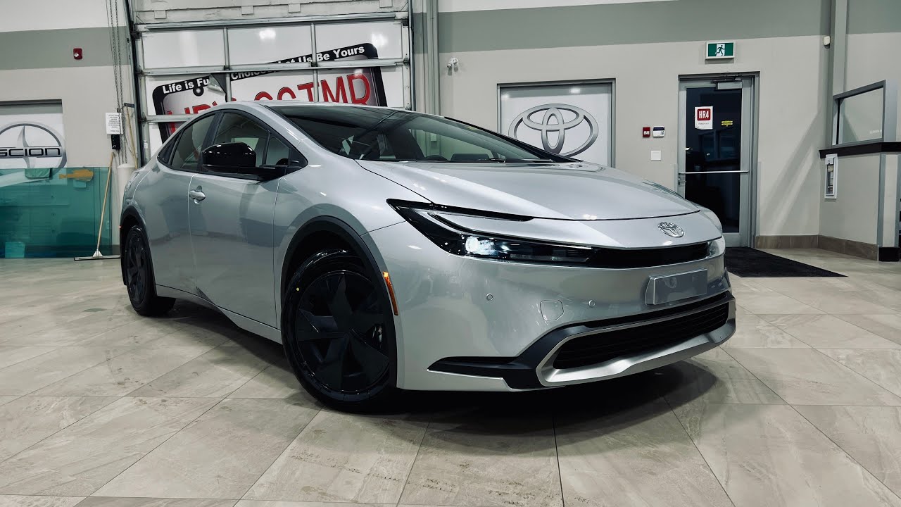 Будущее наконец-то здесь! Совершенно новый Toyota Prius Plug In Hybrid SE 2026 года.