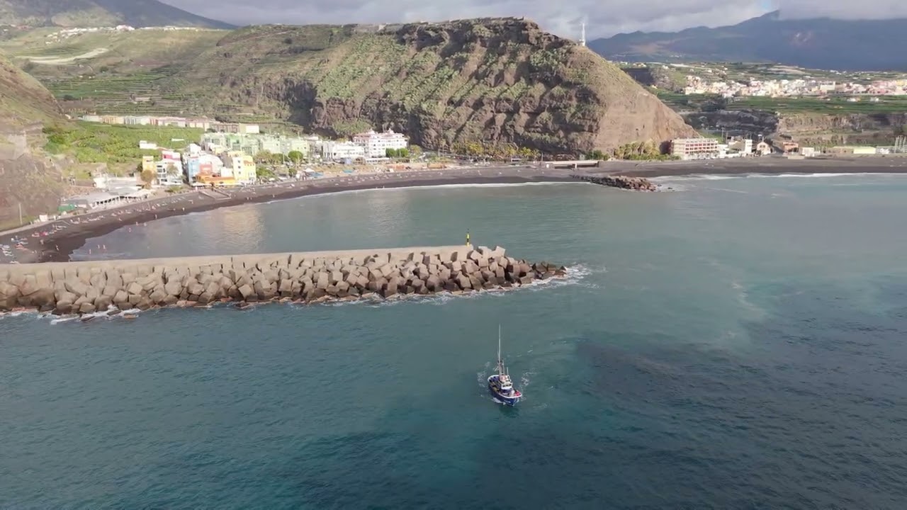 Puerto Naos and Tazacorte