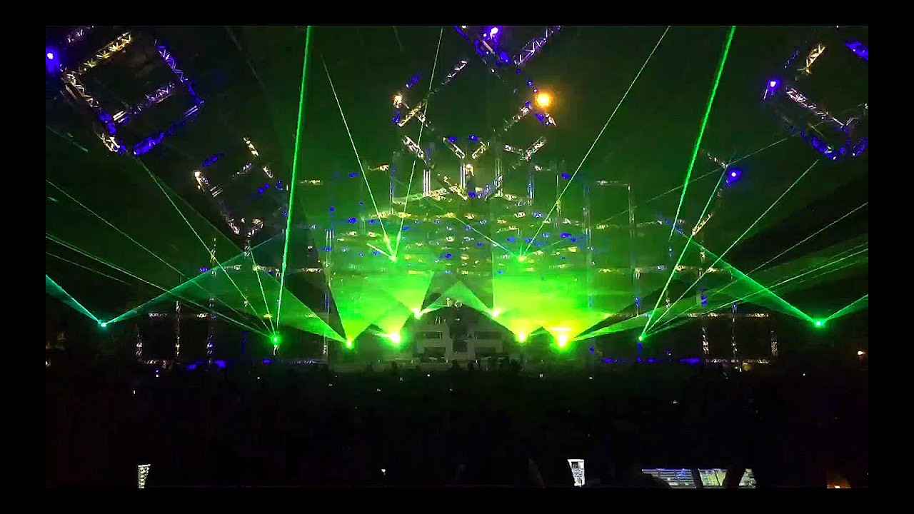 Coachella 2016: The Chainsmokers - ROSES
