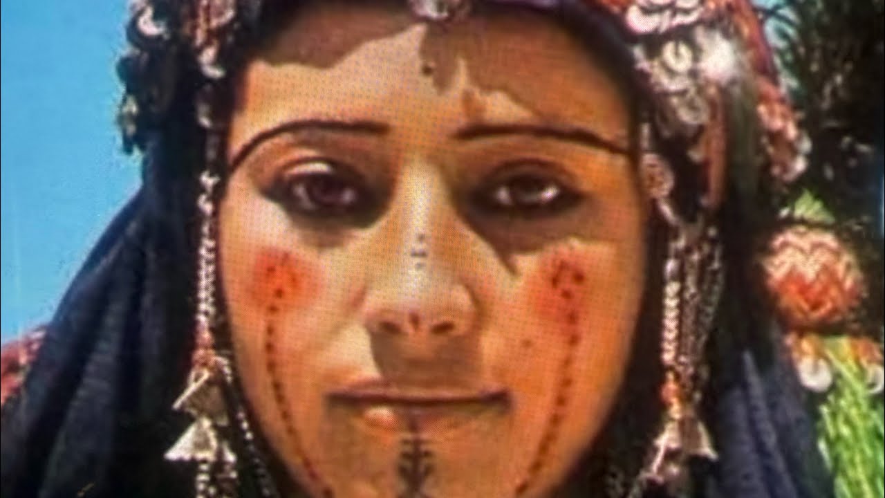 كبيداتي صباحكم سعاده يارب 🤲 دخلوا نقدم ليكم التوأم ديال زرمومية  سبحان الله 😹😹😹🤌🤌