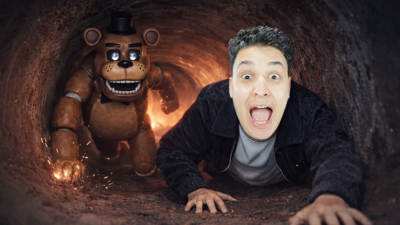 الدب فريدي يلاحقني في مطعمه المرعب 😱