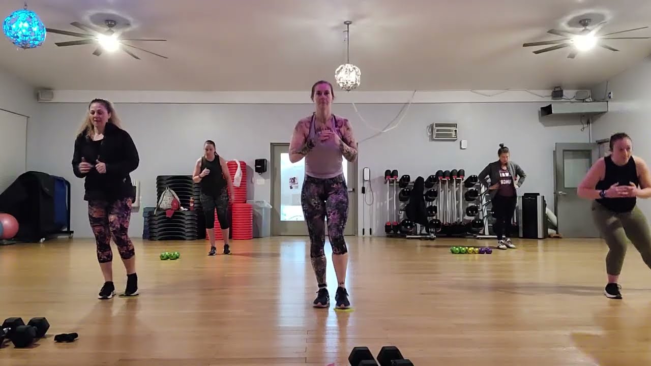 Cardio HIIT - Slider Plates / Legs / Glutes