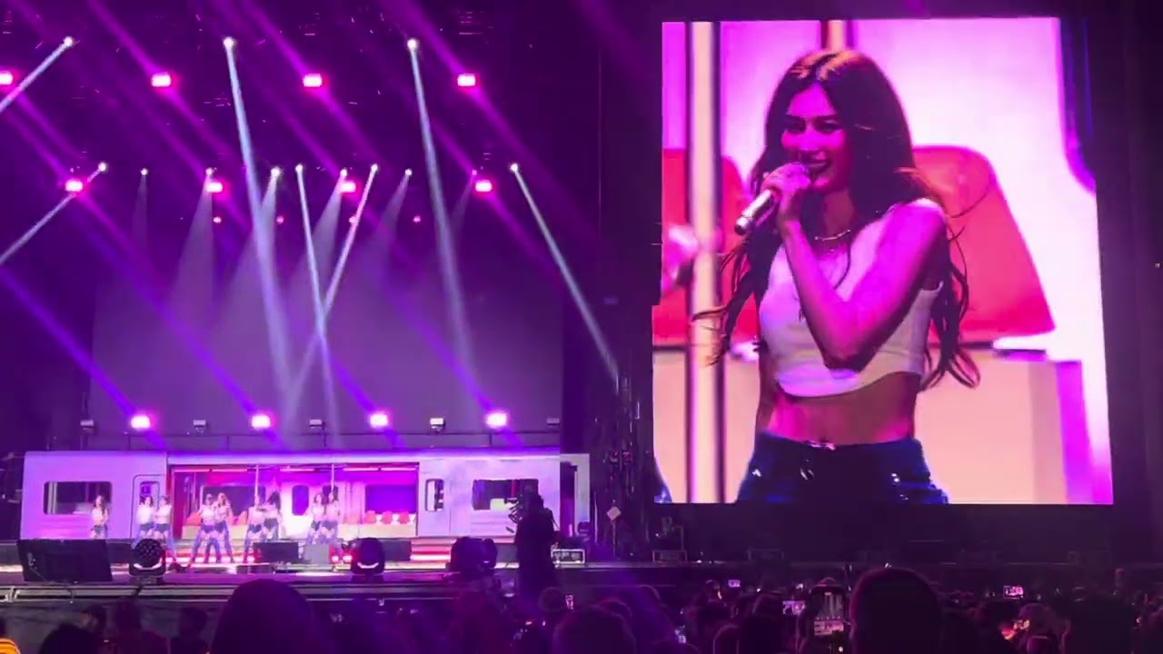 TWICE LOLLAPALOOZA 2025 - Fancy