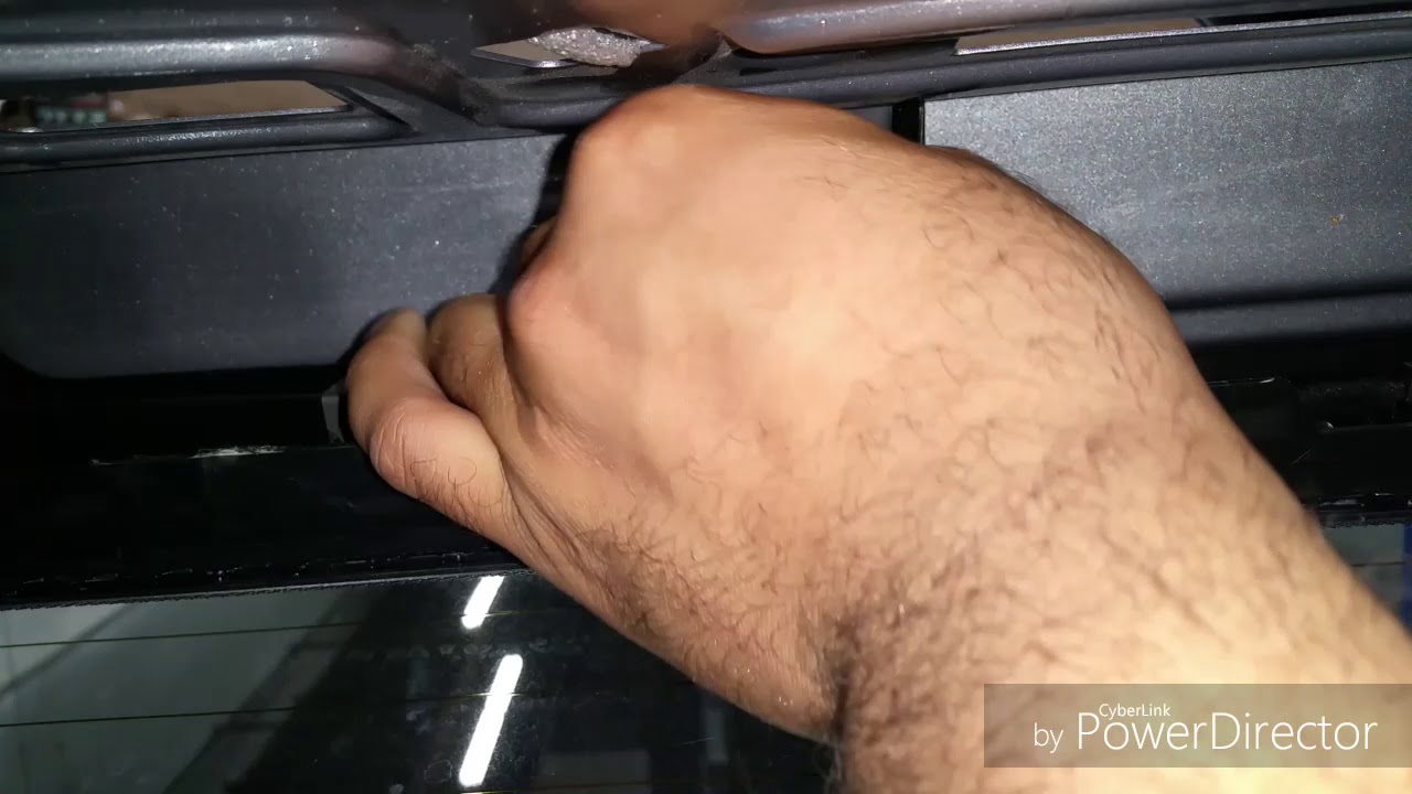 2013 Mercedes Benz C350 Third Brake Light Removal