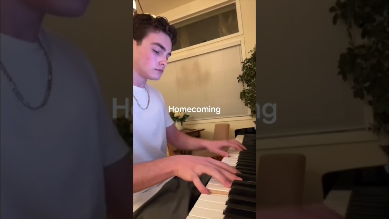 Homecoming #homecoming #kanyewest #piano