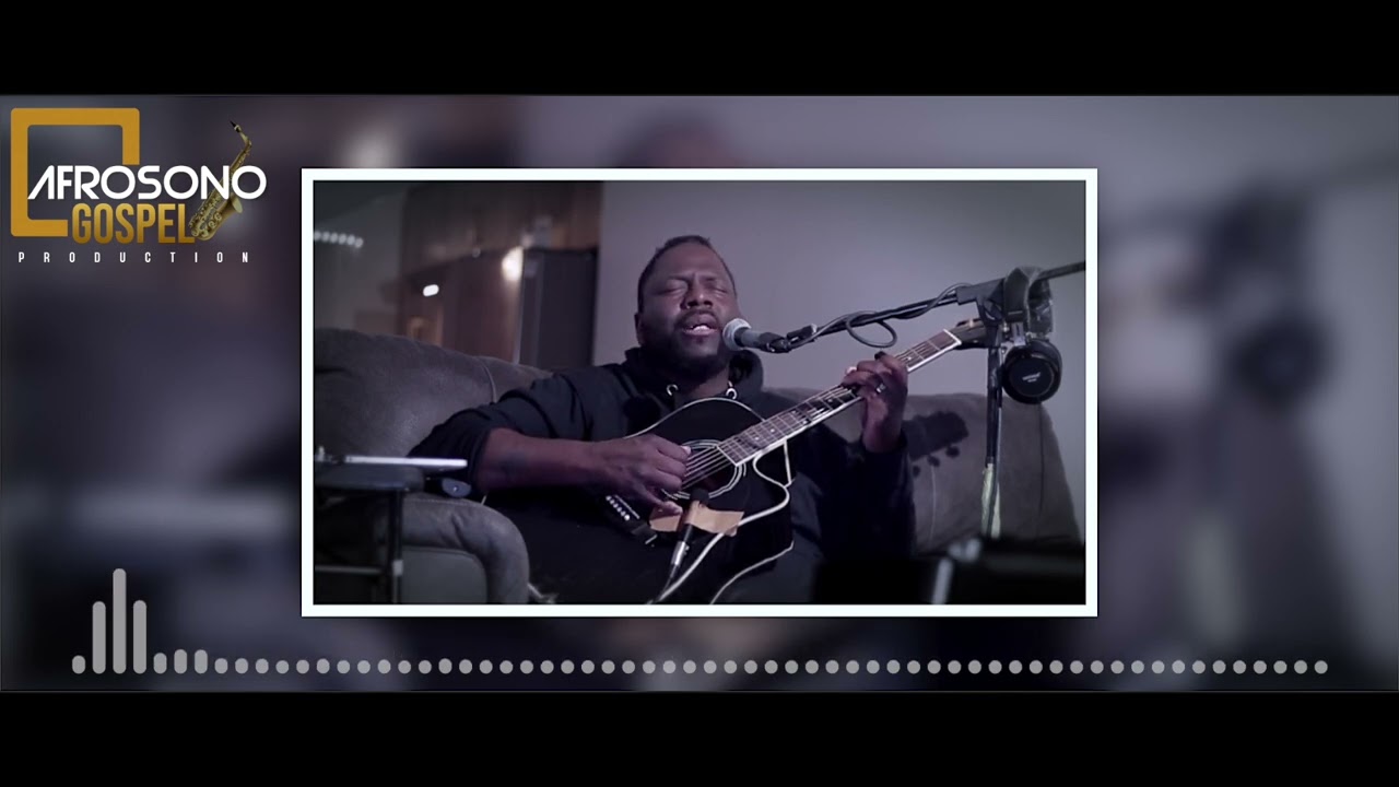 UN MOMENT D'ADORATION AVEC LE FR. STEVE MUYA