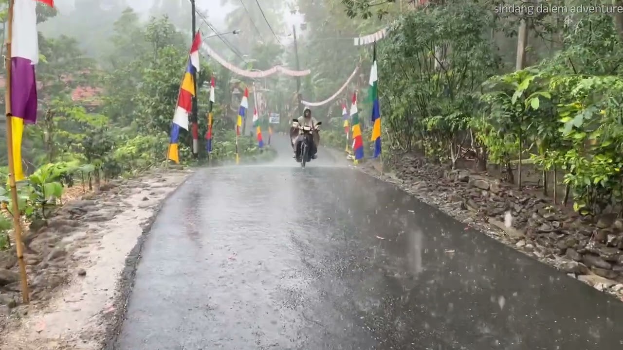 suara air hujan bikin nyenyak tidur,‼️-The sound of rain makes you sleep soundly,‼️