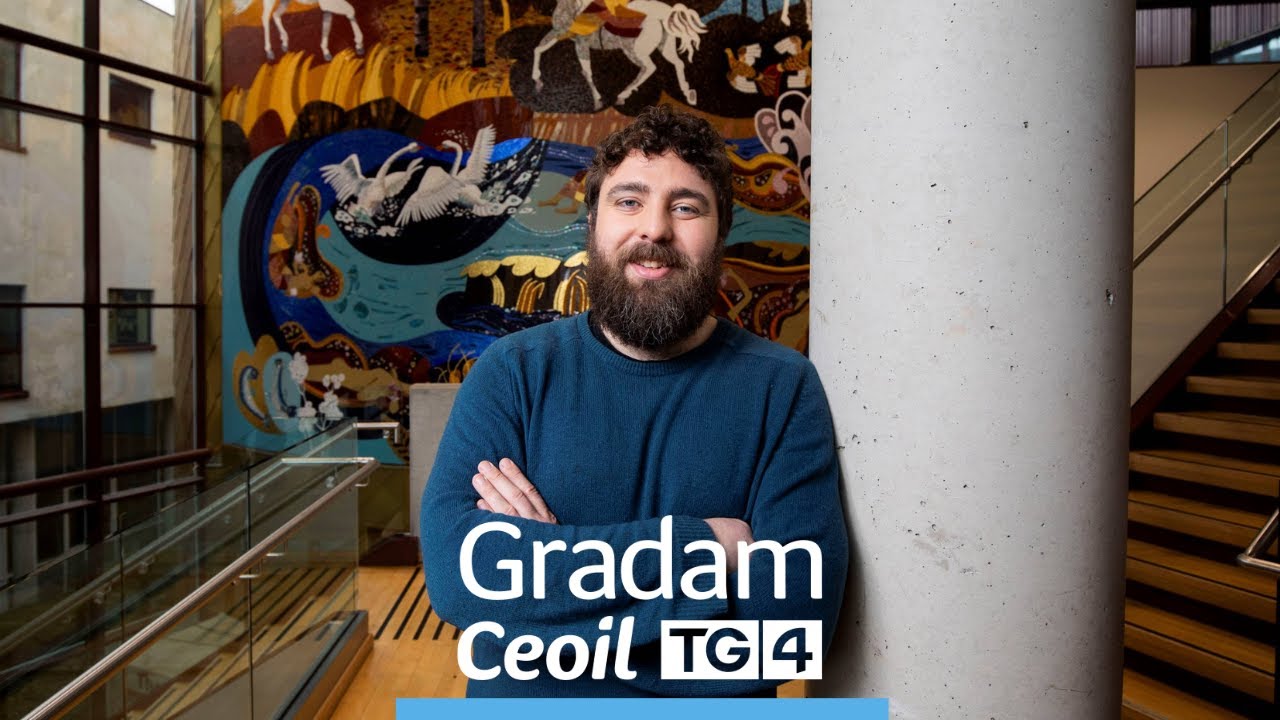 Teachtaireacht ó Christy Moore! | Gradam Ceoil 2024 - Eoghan Ó Ceannabháin | TG4