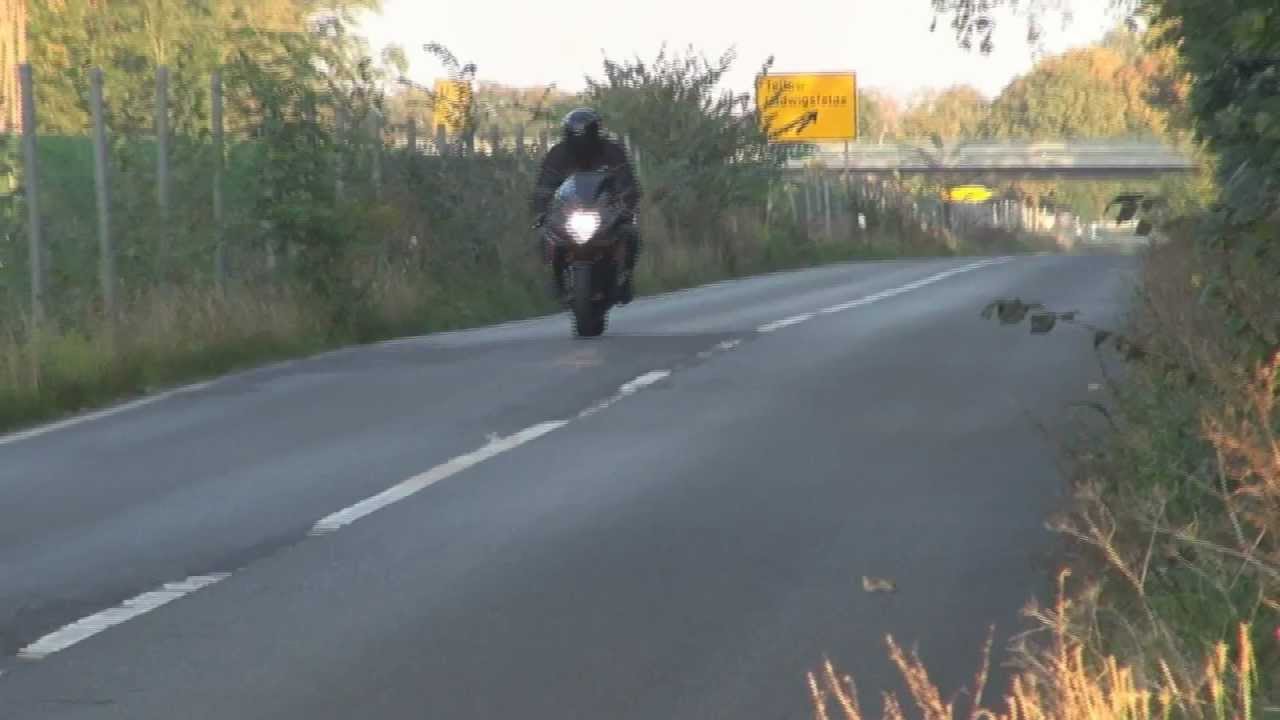 Suzuki GSX-R1000  - Extreme ride - Sony CX700VE