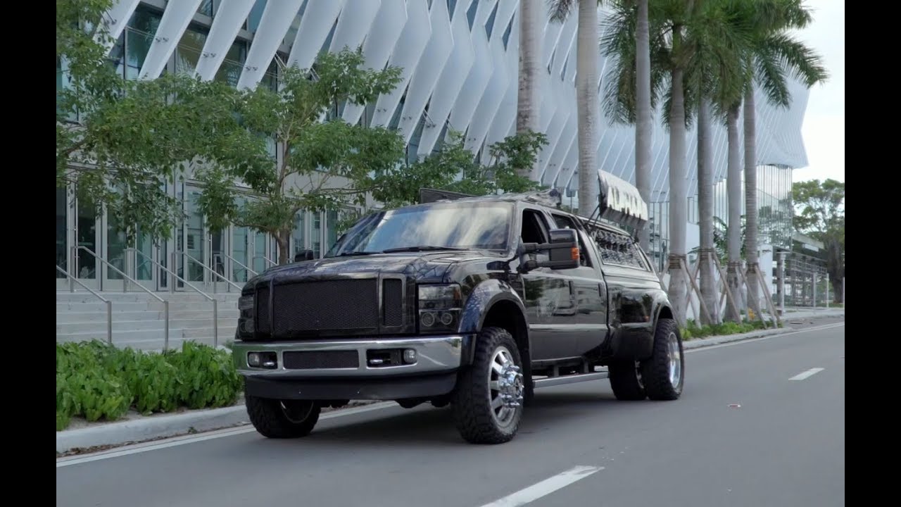 DEAF BONCE F350 BREAKIN NECKS IN MIAMI!