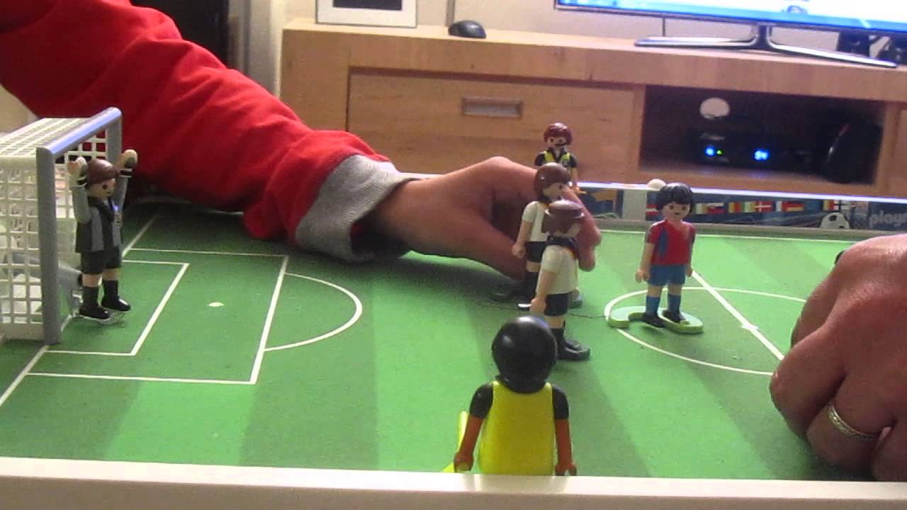 Foot playmobil