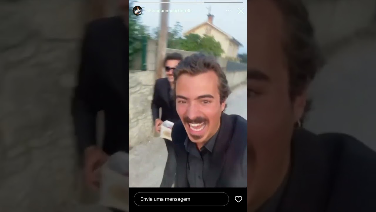Chico da Tina surpreende fã