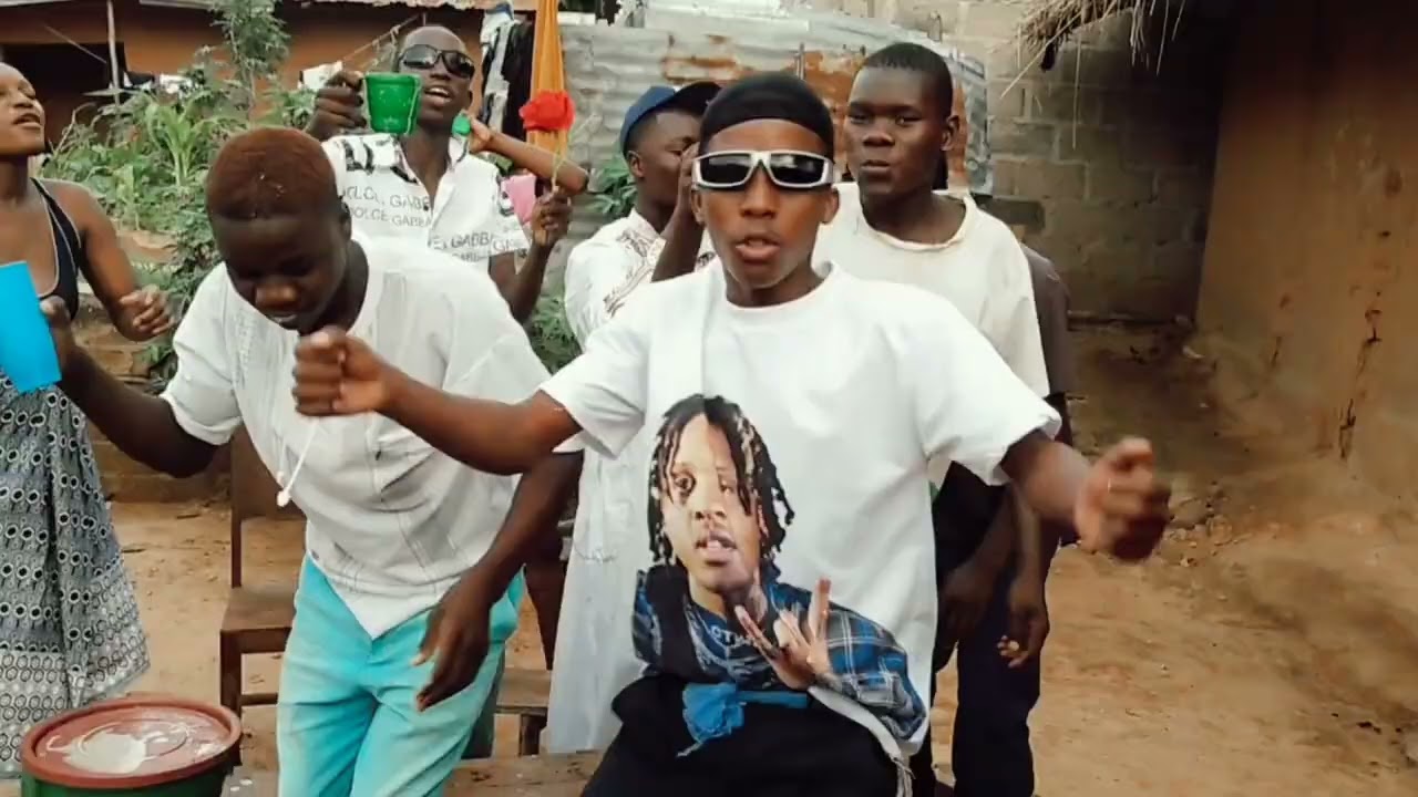 Julinho De Moz ft Mulato oficial _-_ Resposta de tio de palixi_(Khanihia)