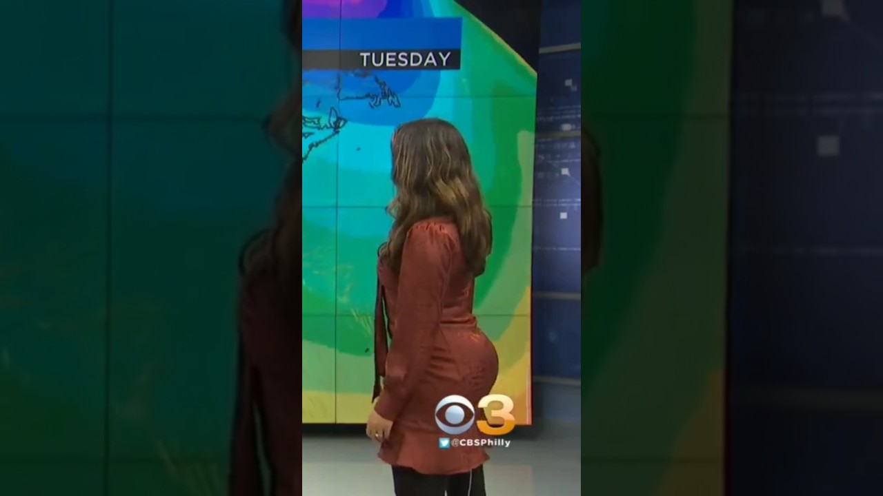 Llarisa Abreu wearing a tight dress 🥵 #beautiful #curvy #tightdress #hot #hips #weathergirl #thick