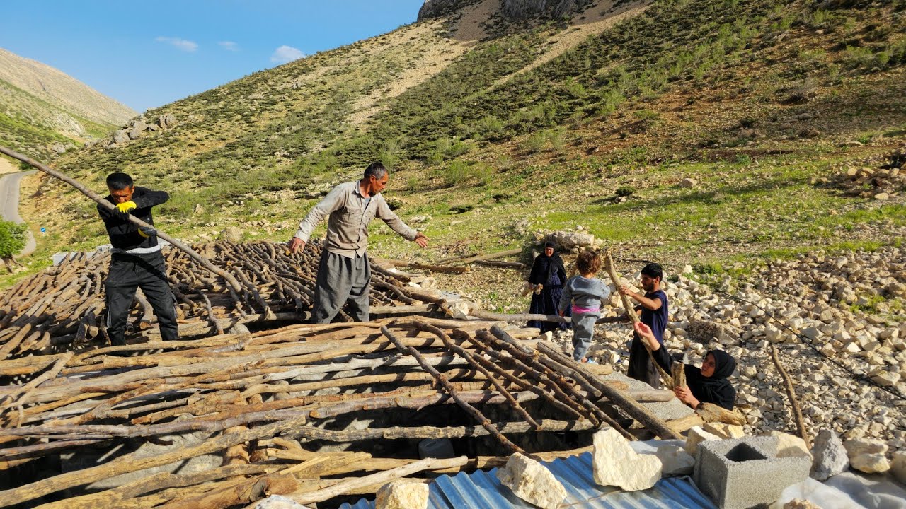 Nomadic Life: Building a Shelter the Nomadic Way | Life in the Mountains of Iran 🏞